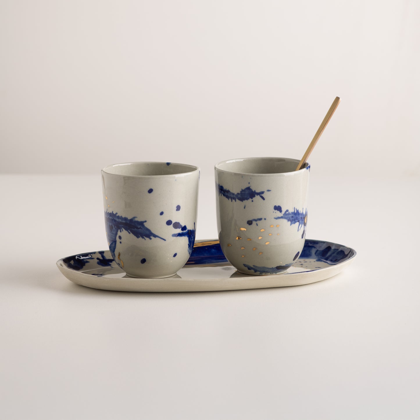 Atlantic Storm / Set of two 200ml cups with tray