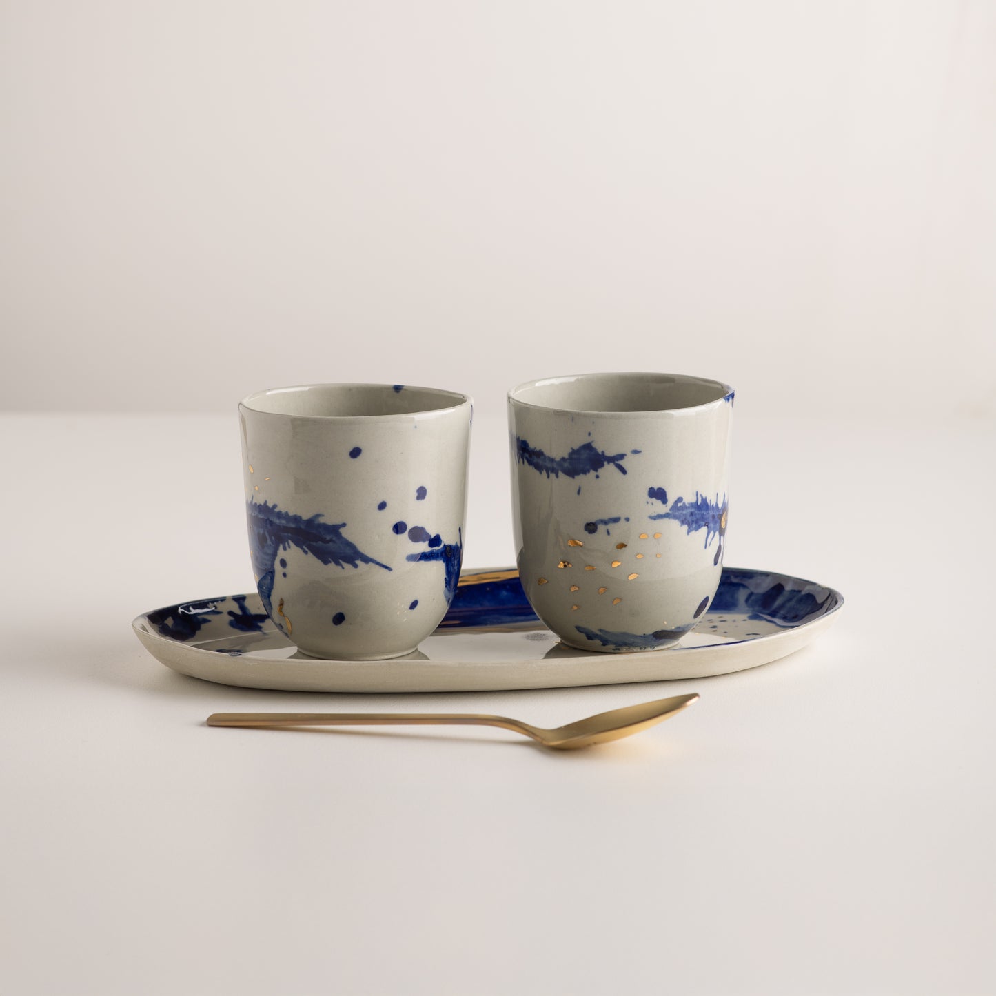 Atlantic Storm / Set of two 200ml cups with tray