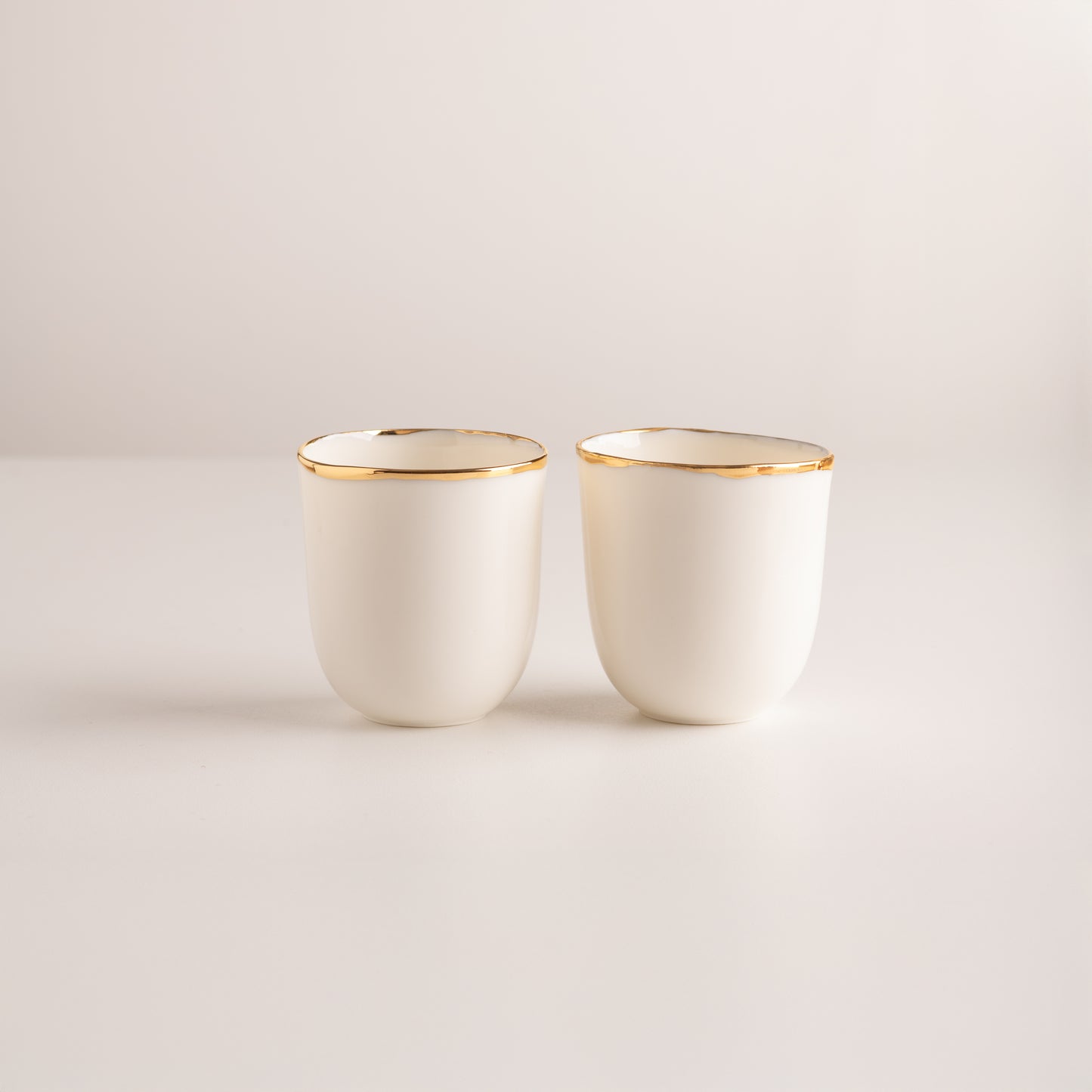 Set of two 200ml cups with gold