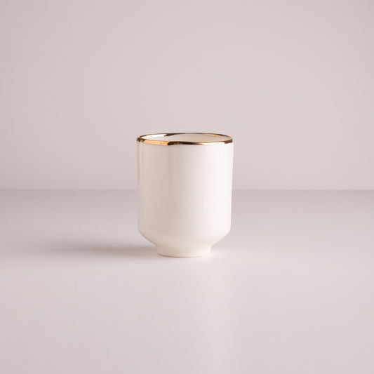 Junomi 200ml sa zlatom od prozirnog porcelana zamalo savršena