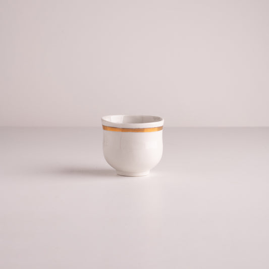 Kamelia espresso šolja za zlatnim rubom