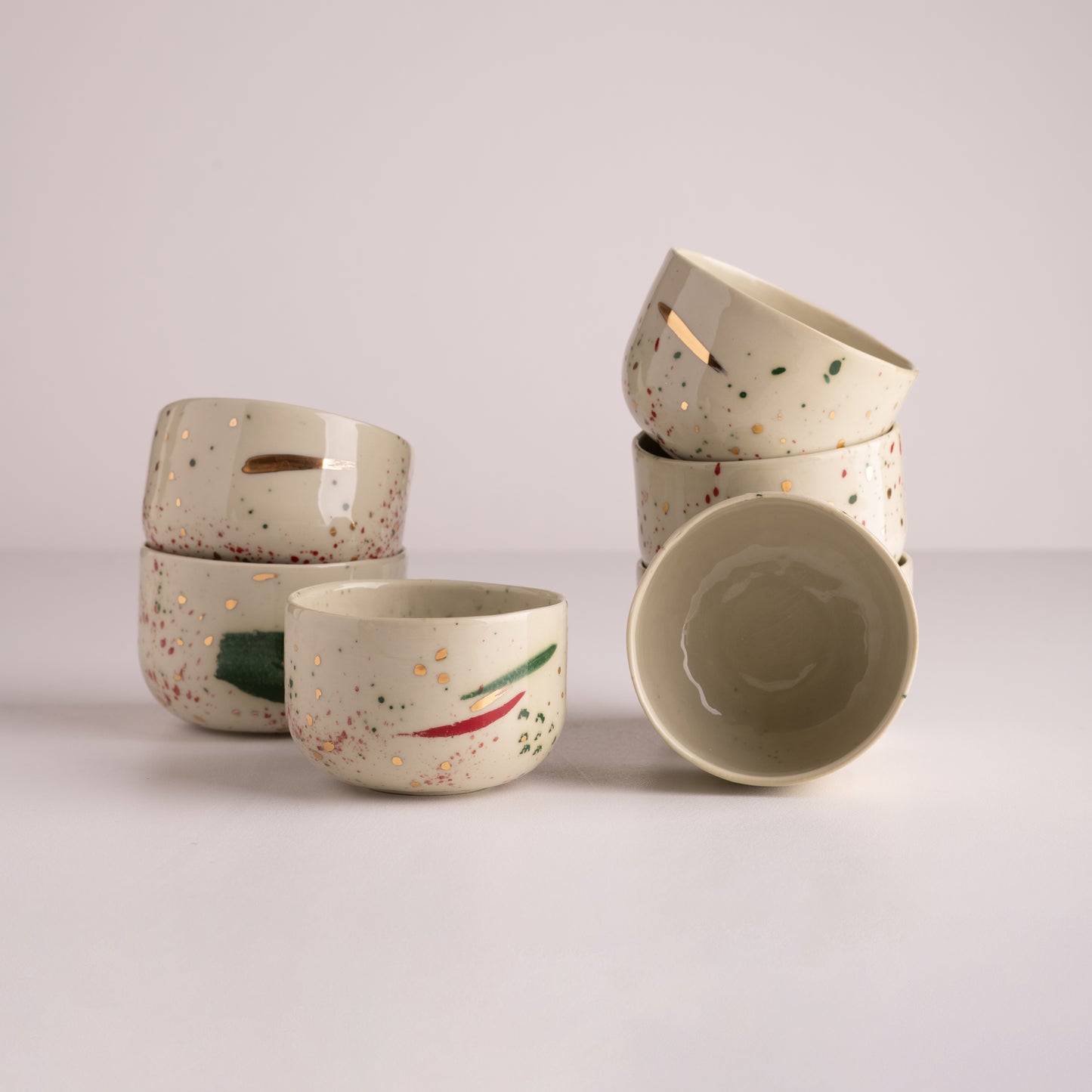 Novogodišnja zelena šolja decembarska edicija