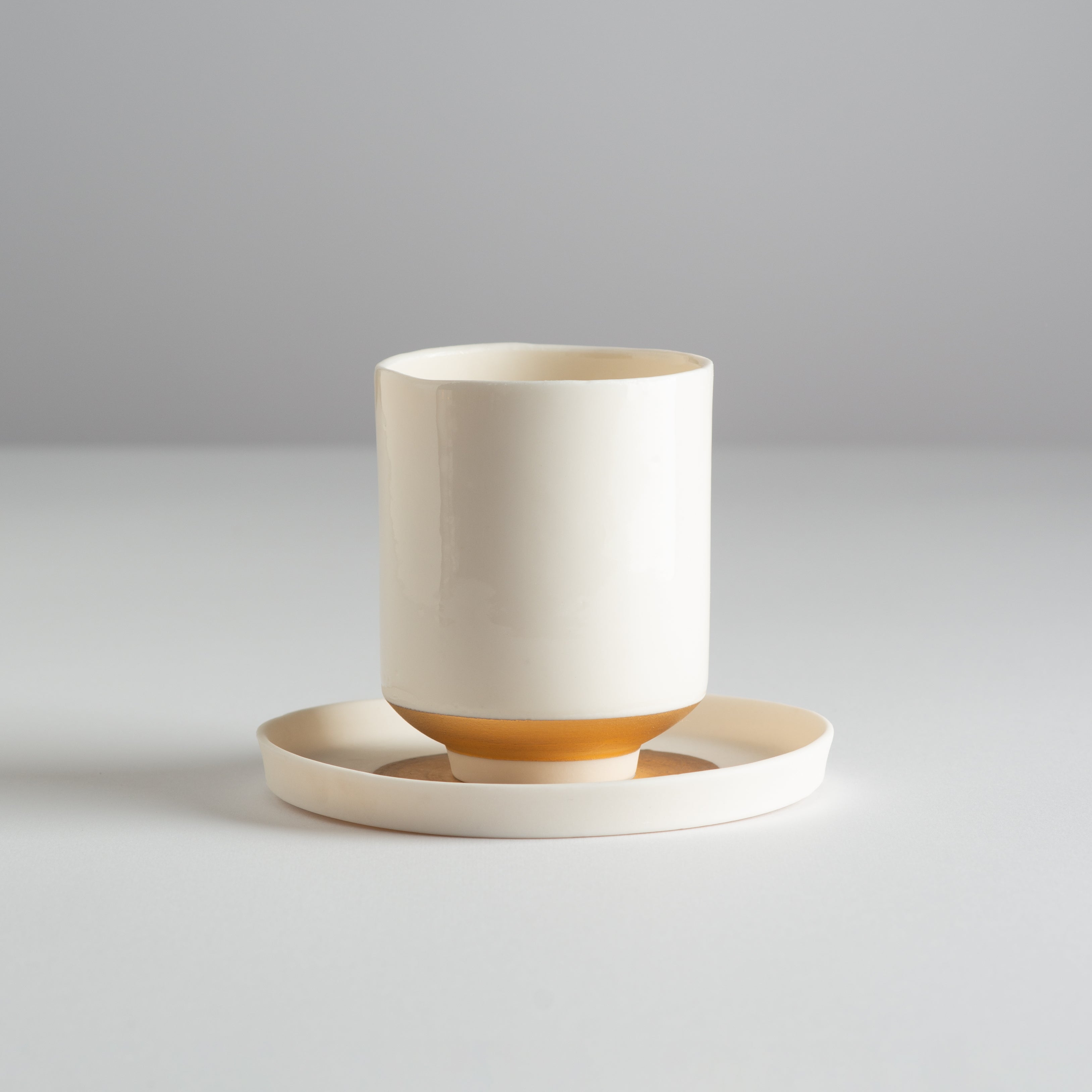 Junomi cup and saucer translucent