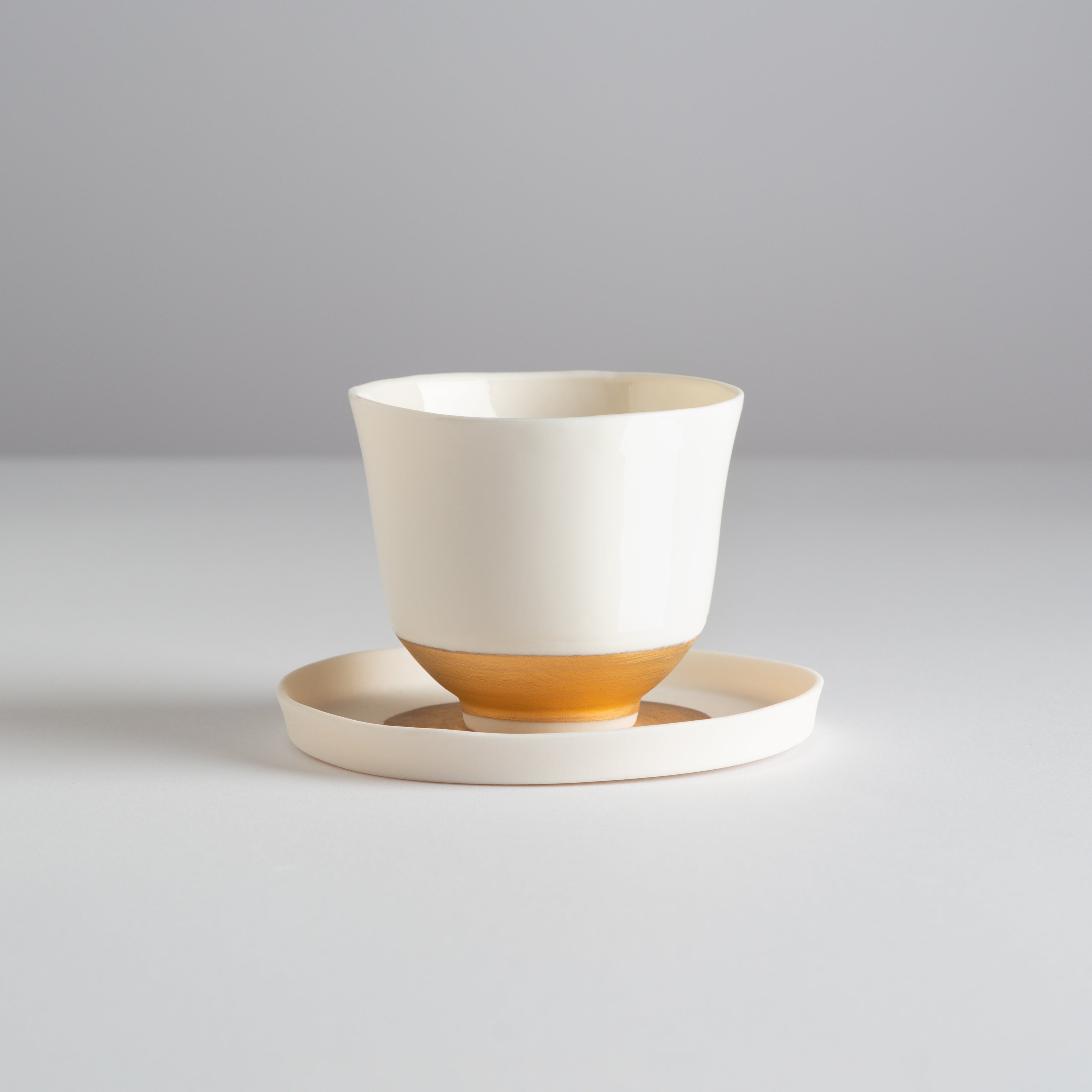 Translucent Kulma 200ml cup with saucer